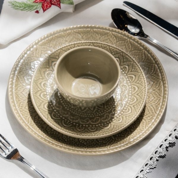Pista Green Ceramic Dinner Set