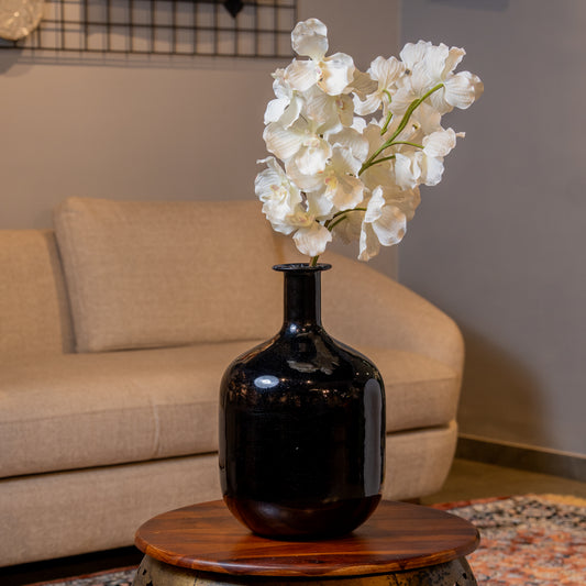 Black Narrow Mouth Vase