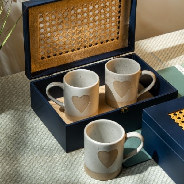 White Dotted Mug With Heart