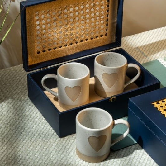 White Dotted Mug With Heart