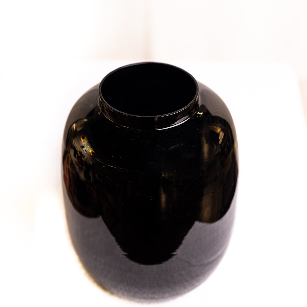 Black Round Vase