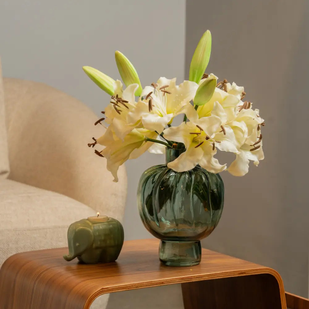 Short White Lily Flower Stem - Single