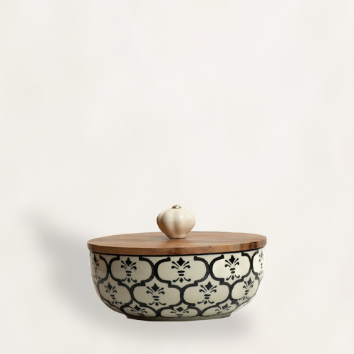 Black Ceramic Bowl With Lid